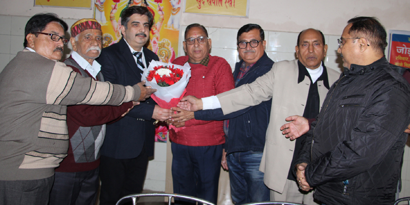 Bharat Vikas Parishad Nanak Nagar unit members felicitating guest speaker, Dr Mohit Arora from Fortis Amritsar during a medical camp in Jammu on Sunday.