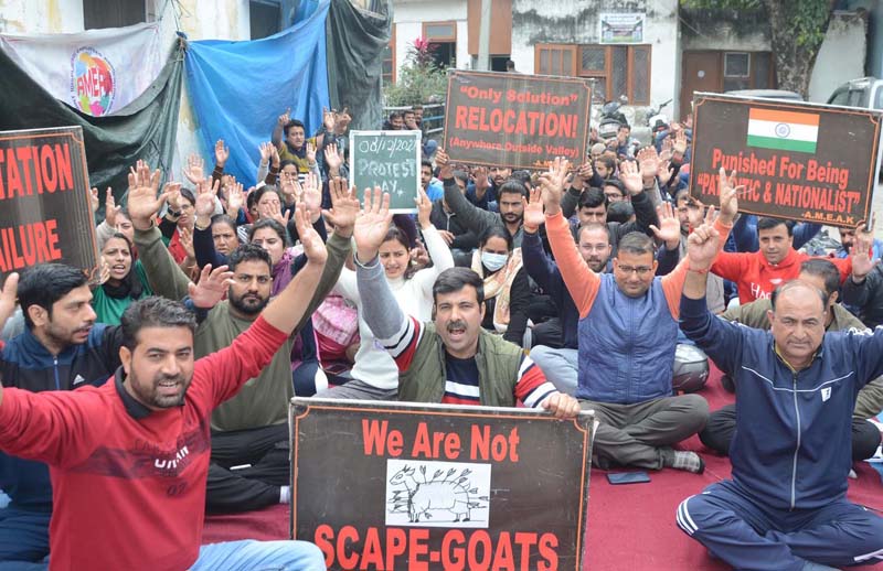PM package employees protesting in front of Relief and Rehabilitation Commissioner's office at Jammu on Thursday. -Excelsior/Rakesh PM package employees protesting in front of Relief and Rehabilitation Commissioner's office at Jammu on Thursday. -Excelsior/Rakesh