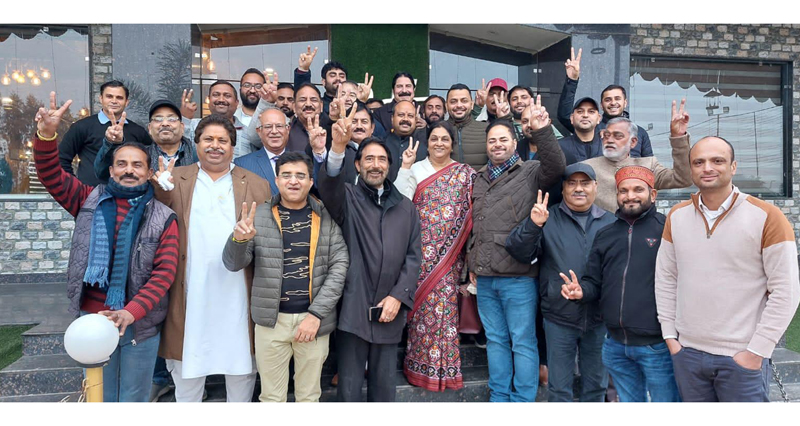 Congress leaders during their visit to Lakhanpur and Kathua to review ‘BJY’ arrangements. Congress leaders during their visit to Lakhanpur and Kathua to review ‘BJY’ arrangements.