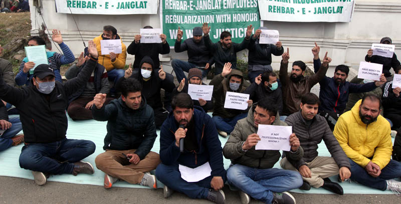 ReJ employees staging protest outside BJP office in Jammu. - Excelsior / Rakesh ReJ employees staging protest outside BJP office in Jammu. - Excelsior / Rakesh