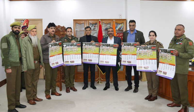 DGP Dilbag Singh along with other senior police officers releasing PWWA’s calendar in Jammu on Thursday. DGP Dilbag Singh along with other senior police officers releasing PWWA’s calendar in Jammu on Thursday.