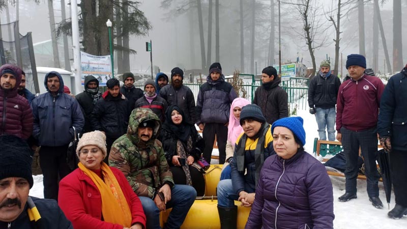 Tourists enjoying 'National Tourism Day' at Patnitop. Tourists enjoying 'National Tourism Day' at Patnitop.