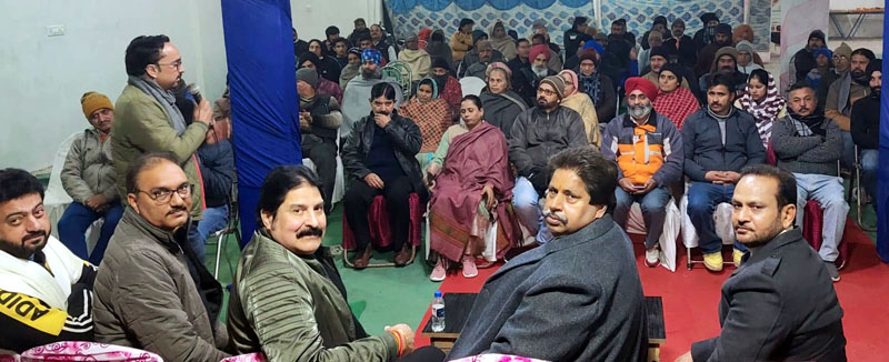 Congress leaders Raman Bhalla, Yogesh Sawhney among others posing for a photograph during a preparatory meeting for BJY in Jammu on Saturday. Congress leaders Raman Bhalla, Yogesh Sawhney among others posing for a photograph during a preparatory meeting for BJY in Jammu on Saturday.