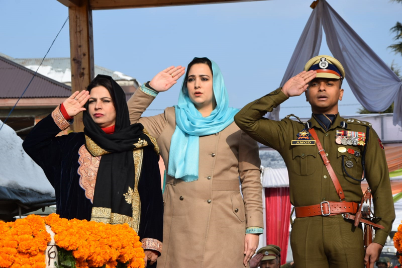DDC Chairman Baramulla taking salute at R-Day parade.