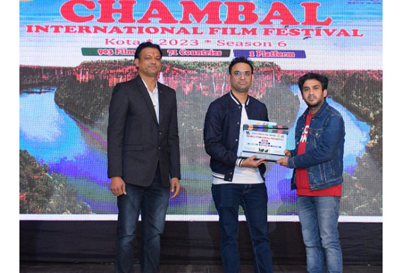 Filmmaker Indu Shekhar receiving ‘Best Story Award’ for Anmol at Kota in Rajasthan. Filmmaker Indu Shekhar receiving ‘Best Story Award’ for Anmol at Kota in Rajasthan.