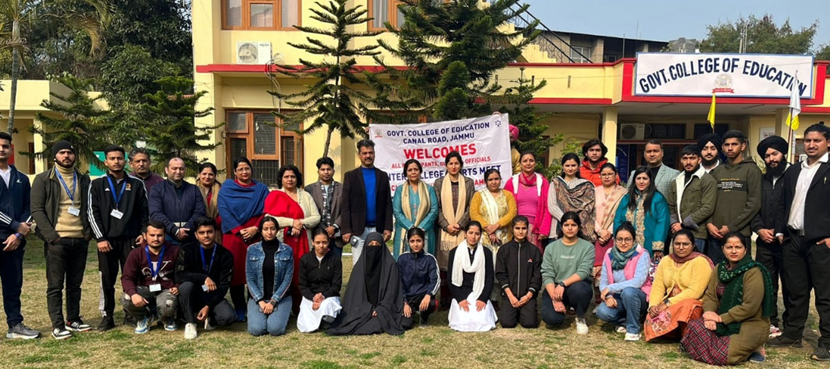 Participants of Chess competition posing for a group photograph at GCoE in Jammu on Monday. Participants of Chess competition posing for a group photograph at GCoE in Jammu on Monday.