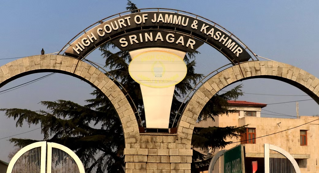 Tidak Ada Kendaraan Yang Diizinkan Memasuki Gedung Pengadilan Tinggi Di Srinagar Tanpa Izin Yang Sah – Jammu Kashmir Berita Terbaru |  Pariwisata
