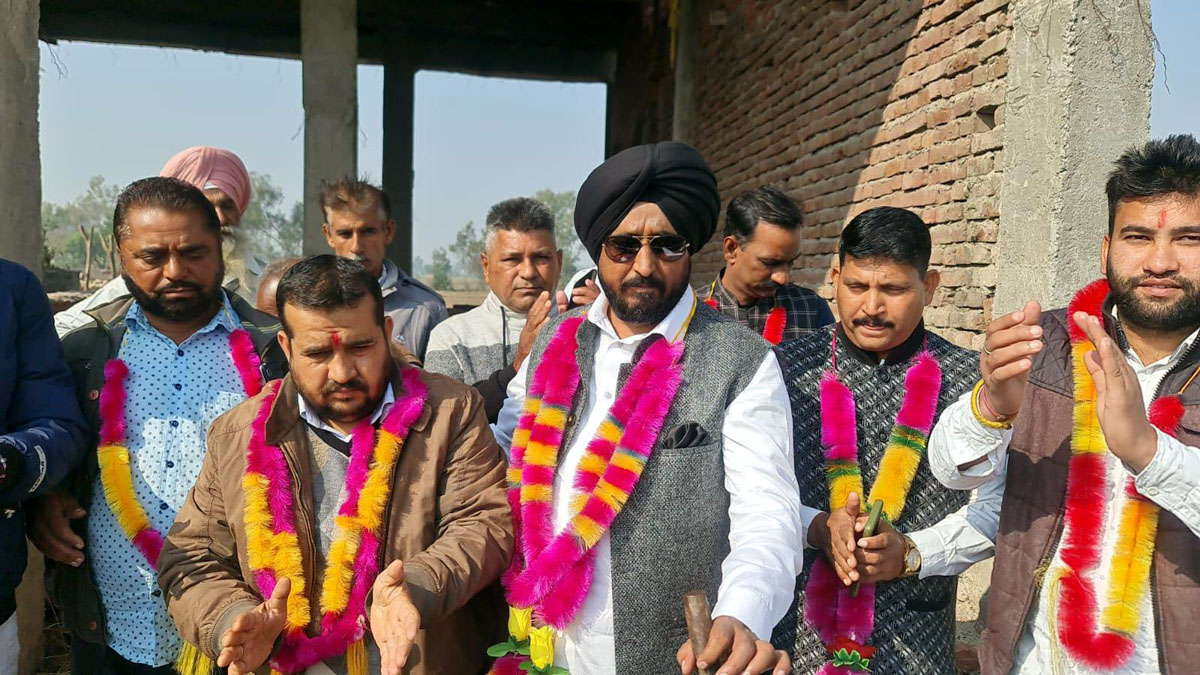 AAP leader, Taranjit Singh Tony at a function in Suchetgarh on Thursday. AAP leader, Taranjit Singh Tony at a function in Suchetgarh on Thursday.