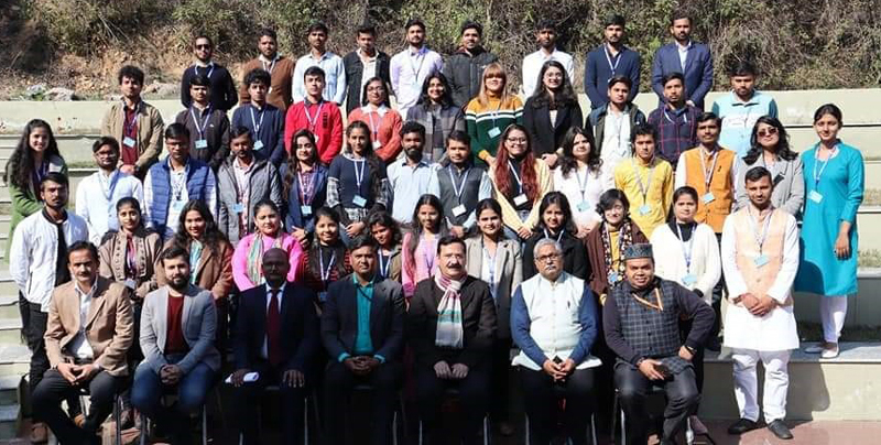 DG IIMC with faculty members and students of Journalism at Jammu Campus. DG IIMC with faculty members and students of Journalism at Jammu Campus.