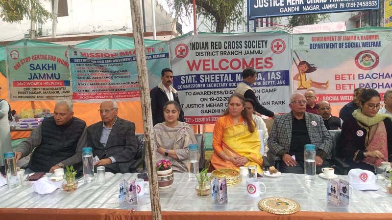 Commissioner Secretary Social Welfare Deptt Sheetal Nanda during a blanket distribution programme in Jammu on Sunday. Commissioner Secretary Social Welfare Deptt Sheetal Nanda during a blanket distribution programme in Jammu on Sunday.