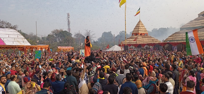 Thousands participate on the concluding day of 39th Ati Maha Vishnu Yagya at Samba on Sunday. Thousands participate on the concluding day of 39th Ati Maha Vishnu Yagya at Samba on Sunday.