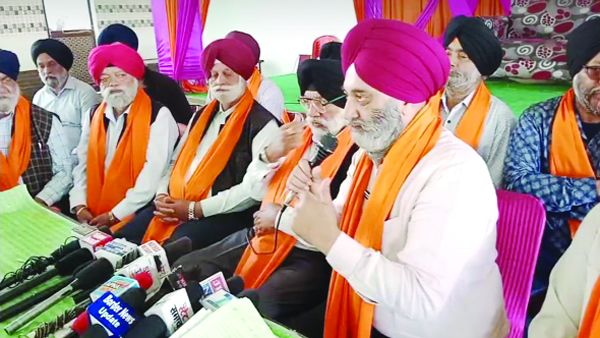 Balwinder Singh, Labana Samaj Sudhar Sabha president and other new members talking to media at R S Pura. Balwinder Singh, Labana Samaj Sudhar Sabha president and other new members talking to media at R S Pura.