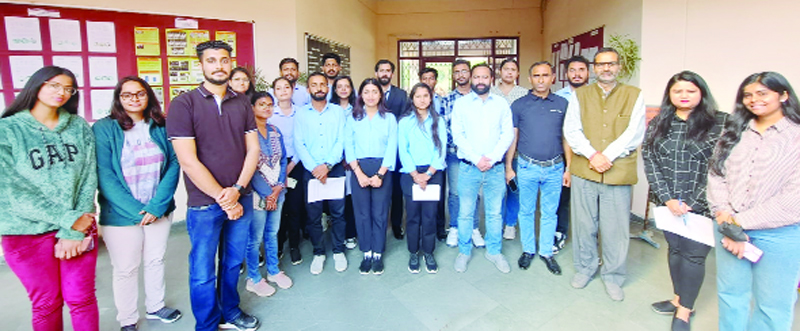 Internship programme at SKUAST-J and participating students alongwith AEABM coordinators. Internship programme at SKUAST-J and participating students alongwith AEABM coordinators.