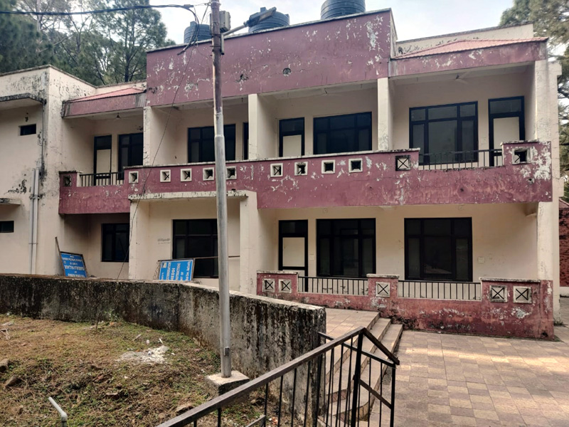 Yatrika Niwas at Sukrala Mata in Billawar area of Kathua lying unused. Yatrika Niwas at Sukrala Mata in Billawar area of Kathua lying unused.