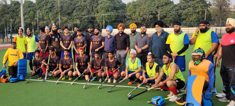 Players posing for a group photograph along with dignitaries at Jammu on Wednesday. Players posing for a group photograph along with dignitaries at Jammu on Wednesday.