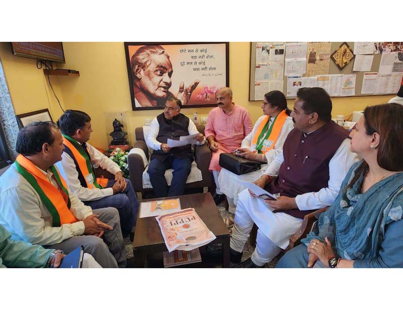 Senior BJP leaders from J&K during a meeting with party national general secretary, Tarun Chugh at New Delhi on Tuesday. Senior BJP leaders from J&K during a meeting with party national general secretary, Tarun Chugh at New Delhi on Tuesday.
