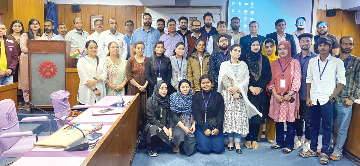 Participants and Resource Persons of workshop at CSIR-IIIM Jammu which concluded on Saturday.