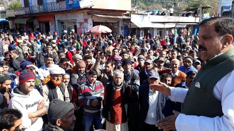 Former Minister and NPP leader, Harsh Dev Singh addressing a public meeting at Ramgarh on Friday. Former Minister and NPP leader, Harsh Dev Singh addressing a public meeting at Ramgarh on Friday.