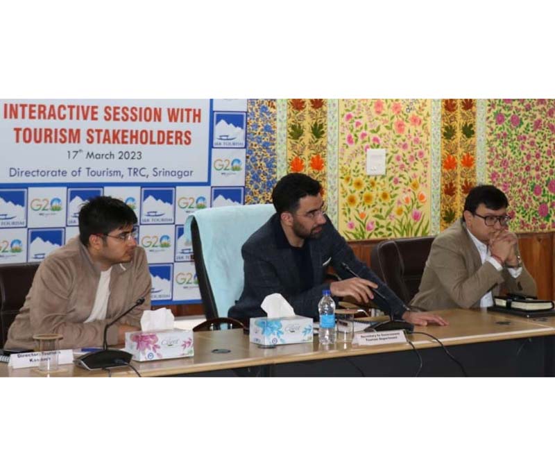 Secretary Tourism chairing a meeting. Secretary Tourism chairing a meeting.