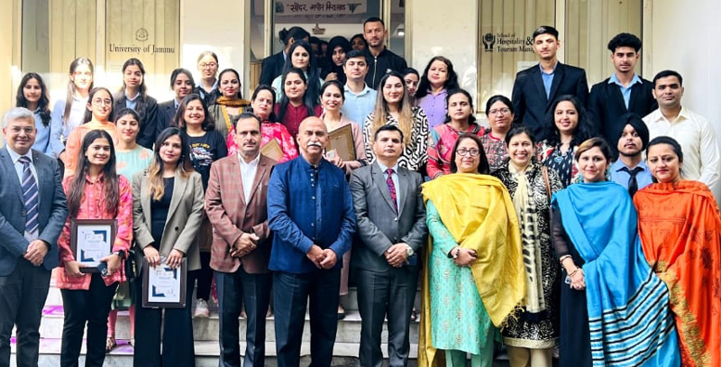 JU faculty members and alumni posing for a group photograph during a round table conference in the varsity on Friday. JU faculty members and alumni posing for a group photograph during a round table conference in the varsity on Friday.