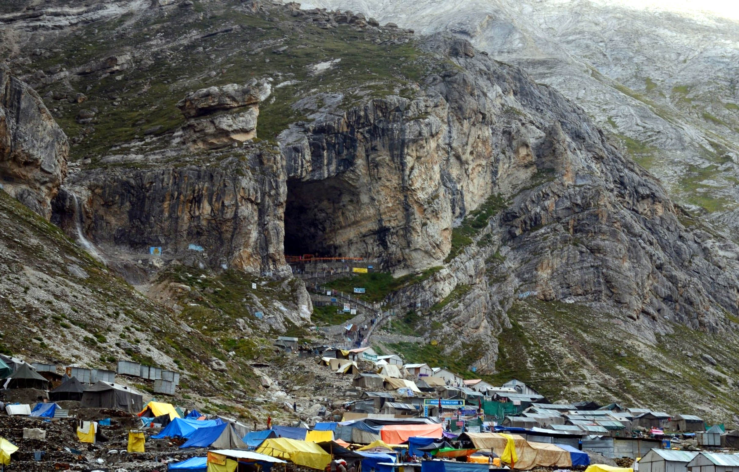 AMARNATH CAVE1