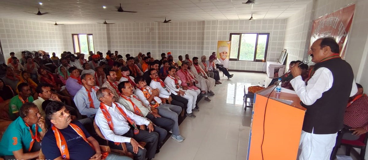 Senior BJP leader, Surjeet Singh Slathia, speaking during a joining function in Samba on Sunday. Senior BJP leader, Surjeet Singh Slathia, speaking during a joining function in Samba on Sunday.