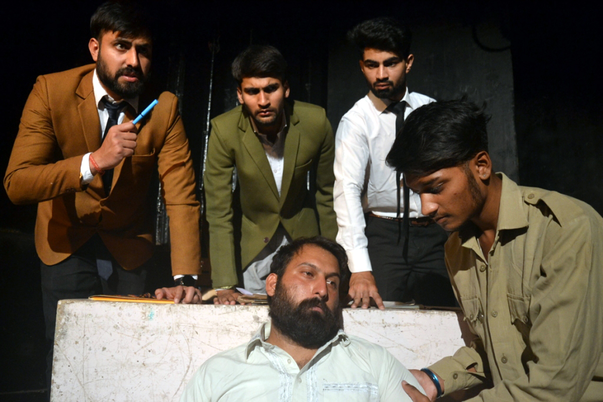 A still from the play ‘Zameen Ka Sawaal’ staged at Jammu on Sunday. A still from the play ‘Zameen Ka Sawaal’ staged at Jammu on Sunday.