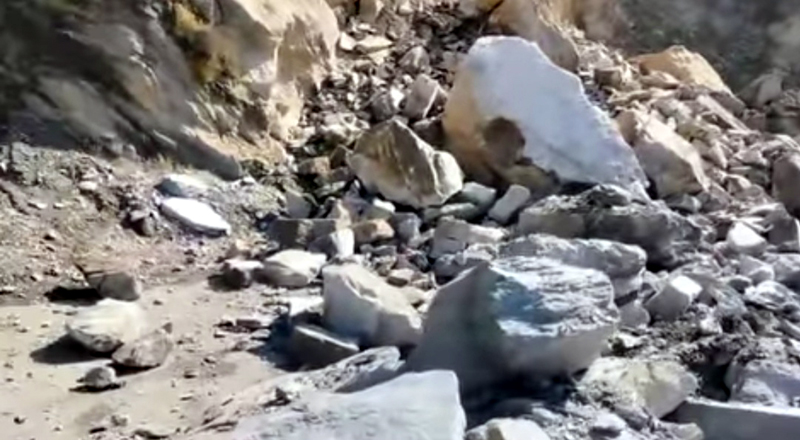 Mughal Road blocked due to land slides near Dogran. Mughal Road blocked due to land slides near Dogran.