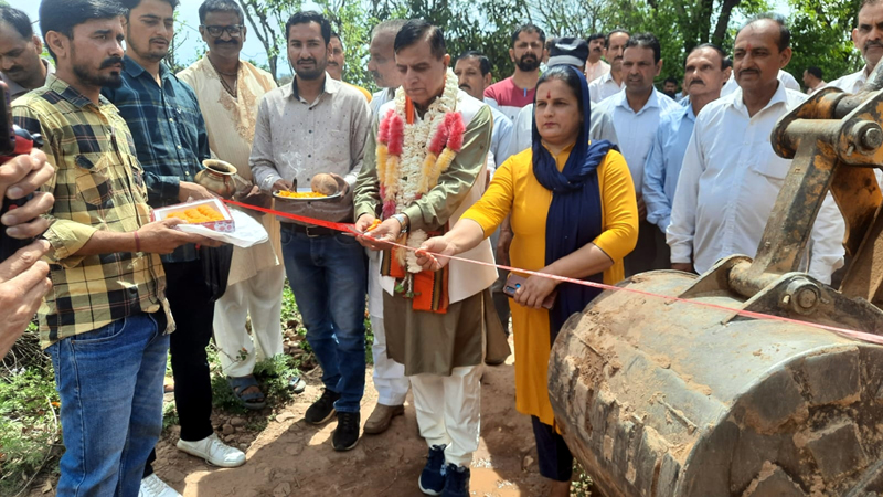 DDC Chairman Kathua, Col Mahan Singh kick-starting construction of road from Jait to Nagrota on Saturday. DDC Chairman Kathua, Col Mahan Singh kick-starting construction of road from Jait to Nagrota on Saturday.