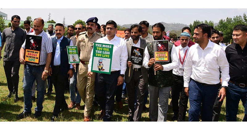 DC Rajouri leading mega anti drug rally. DC Rajouri leading mega anti drug rally.