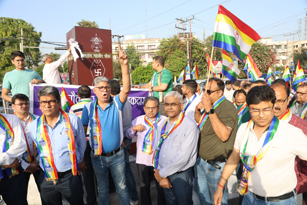Members of Jain community raising slogans during a protest in Jammu on Wednesday. -Excelsior/Rakesh Members of Jain community raising slogans during a protest in Jammu on Wednesday. -Excelsior/Rakesh