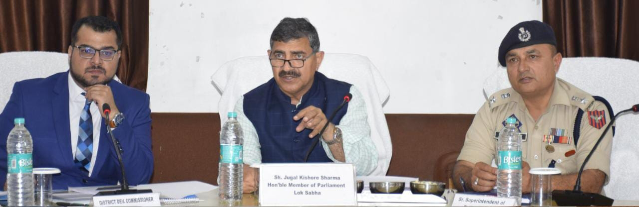 MP Jugal Kishore chairing DISHA meeting.