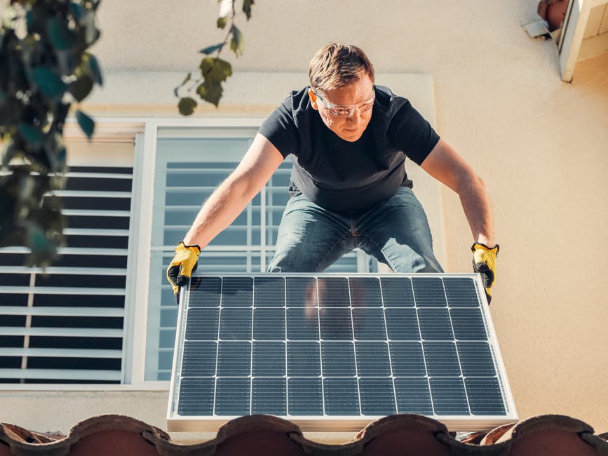 The Pros and Cons of Going Solar Around Your Home
