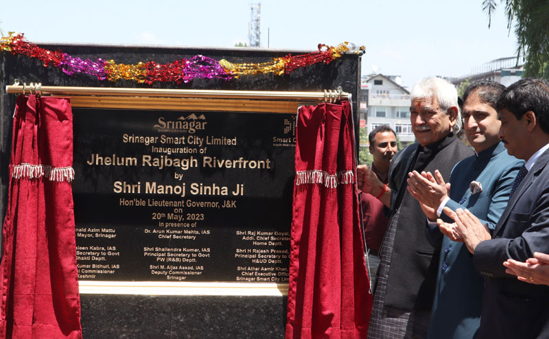 LG Manoj Sinha inaugurating Jhelum River Front at Rajbagh in Srinagar on Saturday. —Excelsior/Shakeel LG Manoj Sinha inaugurating Jhelum River Front at Rajbagh in Srinagar on Saturday. —Excelsior/Shakeel