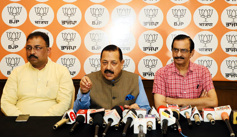 Union Minister Dr Jitendra Singh addressing BJP press conference at Jalandhar.