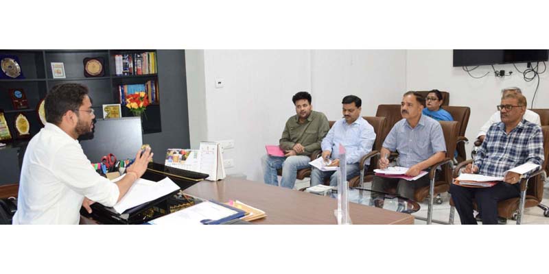 DC Udhampur Sachin Kumar Vaishya chairing a meeting. DC Udhampur Sachin Kumar Vaishya chairing a meeting.