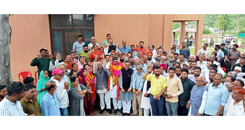 Several socio-political leaders raising pro-BJP slogans after joining the party in Nowshera on Wednesday. Several socio-political leaders raising pro-BJP slogans after joining the party in Nowshera on Wednesday.