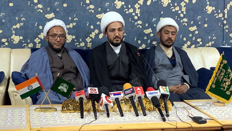 President of JUIAK Ladakh addressing a press conference at Kargil on Friday.