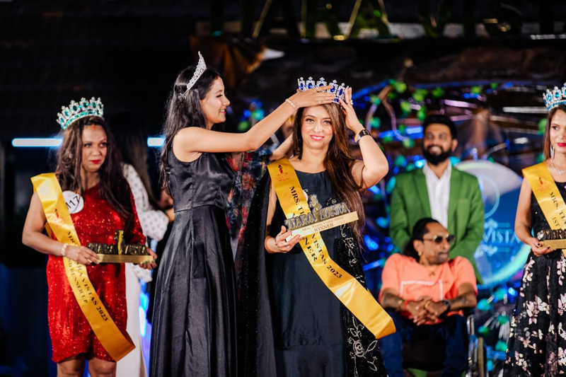 Harkirat Kour gets crown of Mrs India Tiara Vista 2023.
