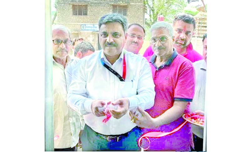 A dignitary inaugurating facility of J&K Bank. A dignitary inaugurating facility of J&K Bank.