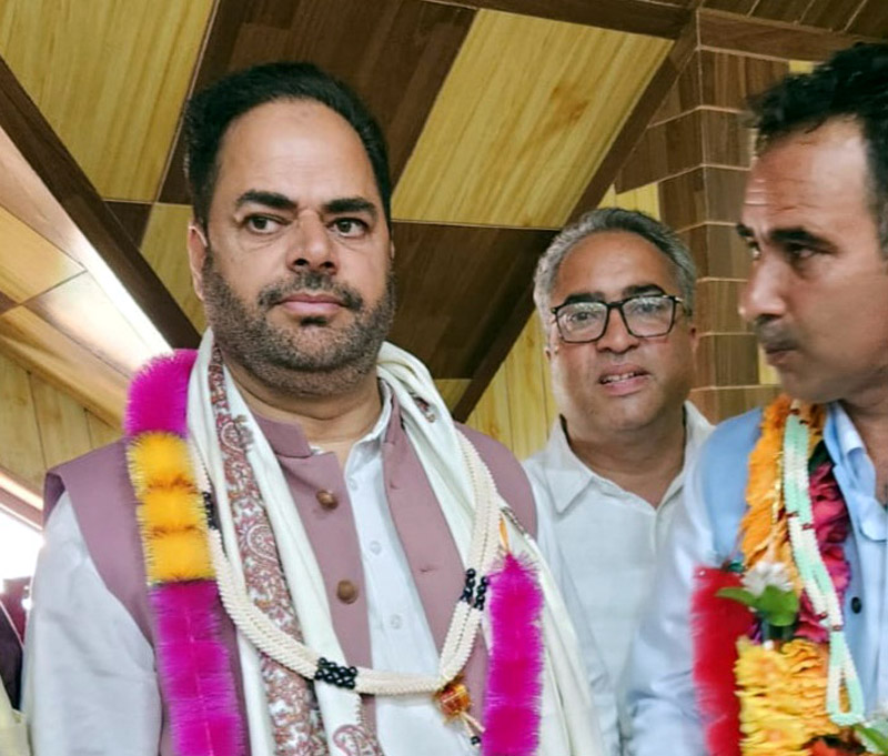 JKPCC president Vikar Rasool speaking to reporters during a function in Srinagar on Monday. -Excelsior/Shakeel JKPCC president Vikar Rasool speaking to reporters during a function in Srinagar on Monday. -Excelsior/Shakeel