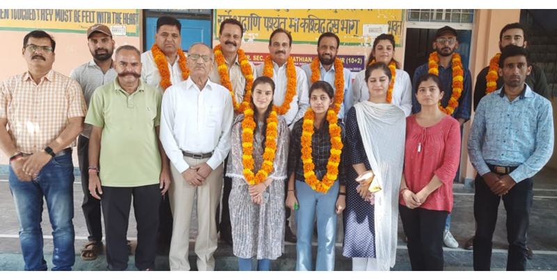 Newly elected members of District Mountaineering Association, Udhampur posing for a group photograph. Newly elected members of District Mountaineering Association, Udhampur posing for a group photograph.