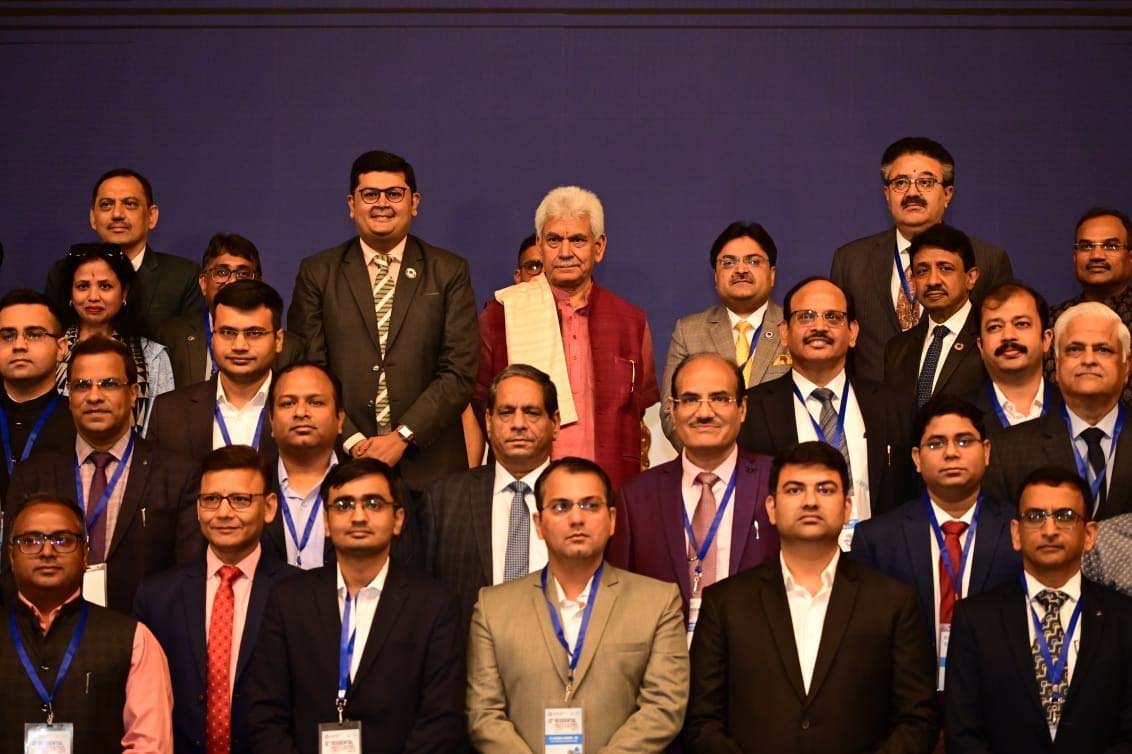LG Manoj Sinha with members of ICAI posing for a group photograph. LG Manoj Sinha with members of ICAI posing for a group photograph.
