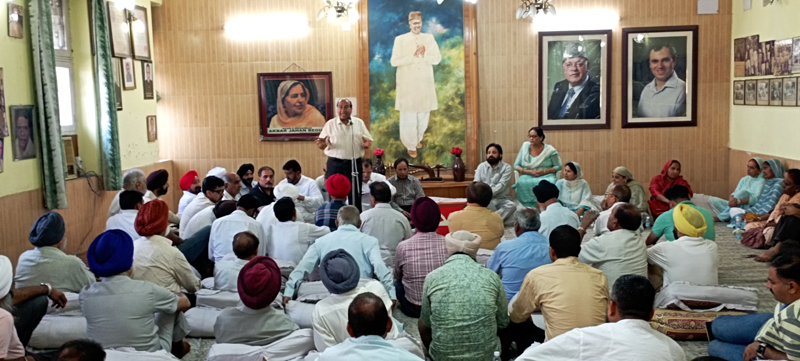 Senior NC leader Rattan Lal Gupta addressing a party meeting in Jammu on Monday. Senior NC leader Rattan Lal Gupta addressing a party meeting in Jammu on Monday.