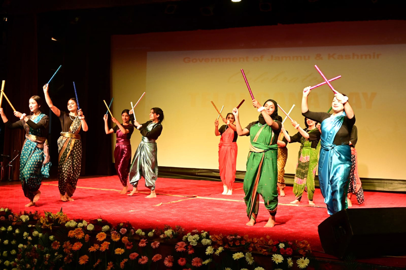 Telangana Statehood Day being celebrated in Raj Bhawan at Srinagar. Telangana Statehood Day being celebrated in Raj Bhawan at Srinagar.