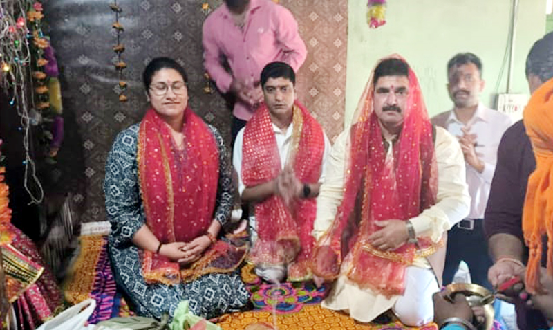 DDC Chairman Doda, Dhananter Singh Kotwal and others at Chandi Mata Mandir Kansoh. DDC Chairman Doda, Dhananter Singh Kotwal and others at Chandi Mata Mandir Kansoh.
