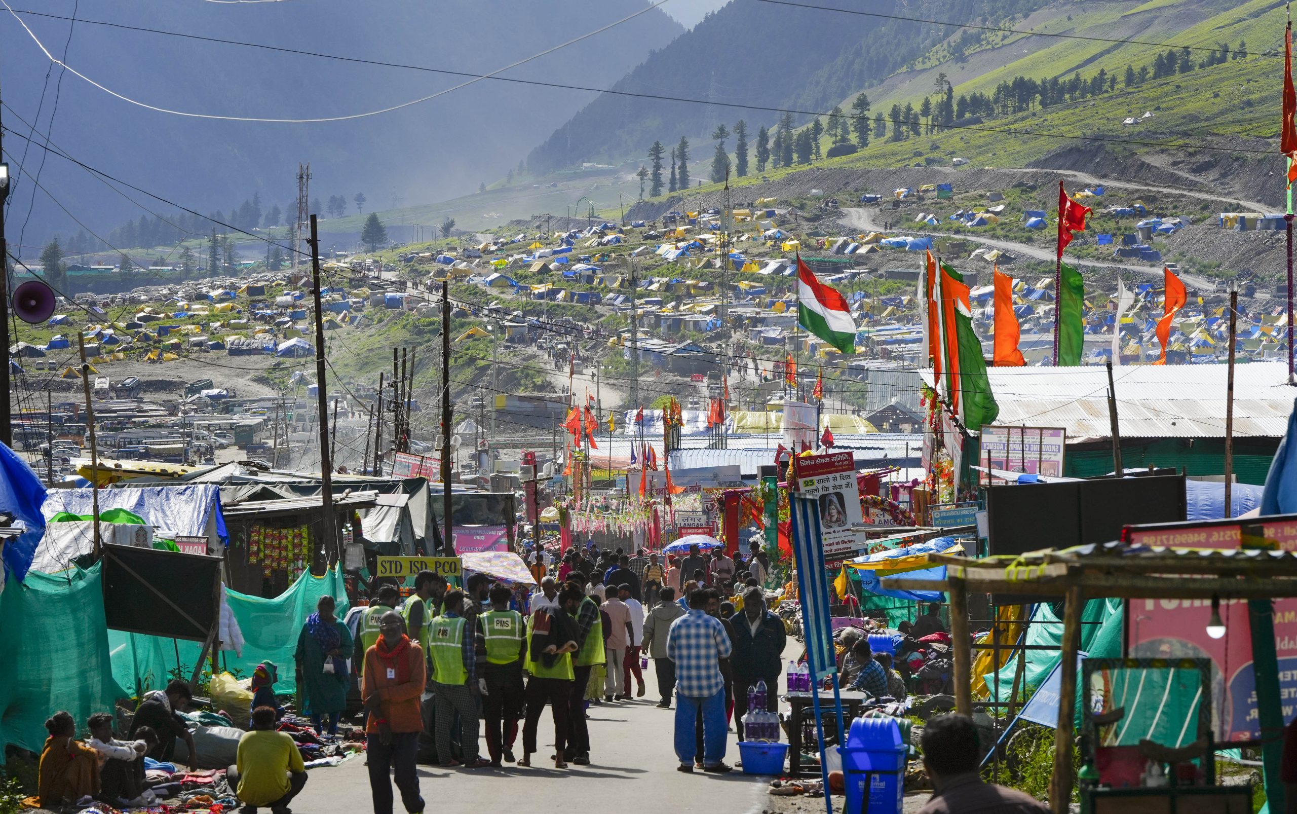 Amarnath Yatra | Small Batch Of 984 Pilgrims Leave From Jammu Base Camp Amarnath Yatra | Small Batch Of 984 Pilgrims Leave From Jammu Base Camp