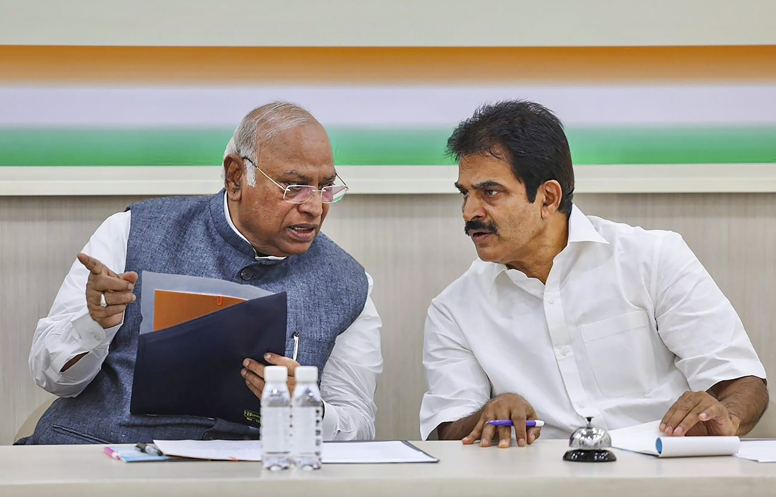 Cong Removes 'Rebel' Himachal Pradesh Leader From Party Secretary's Post Cong Removes 'Rebel' Himachal Pradesh Leader From Party Secretary's Post