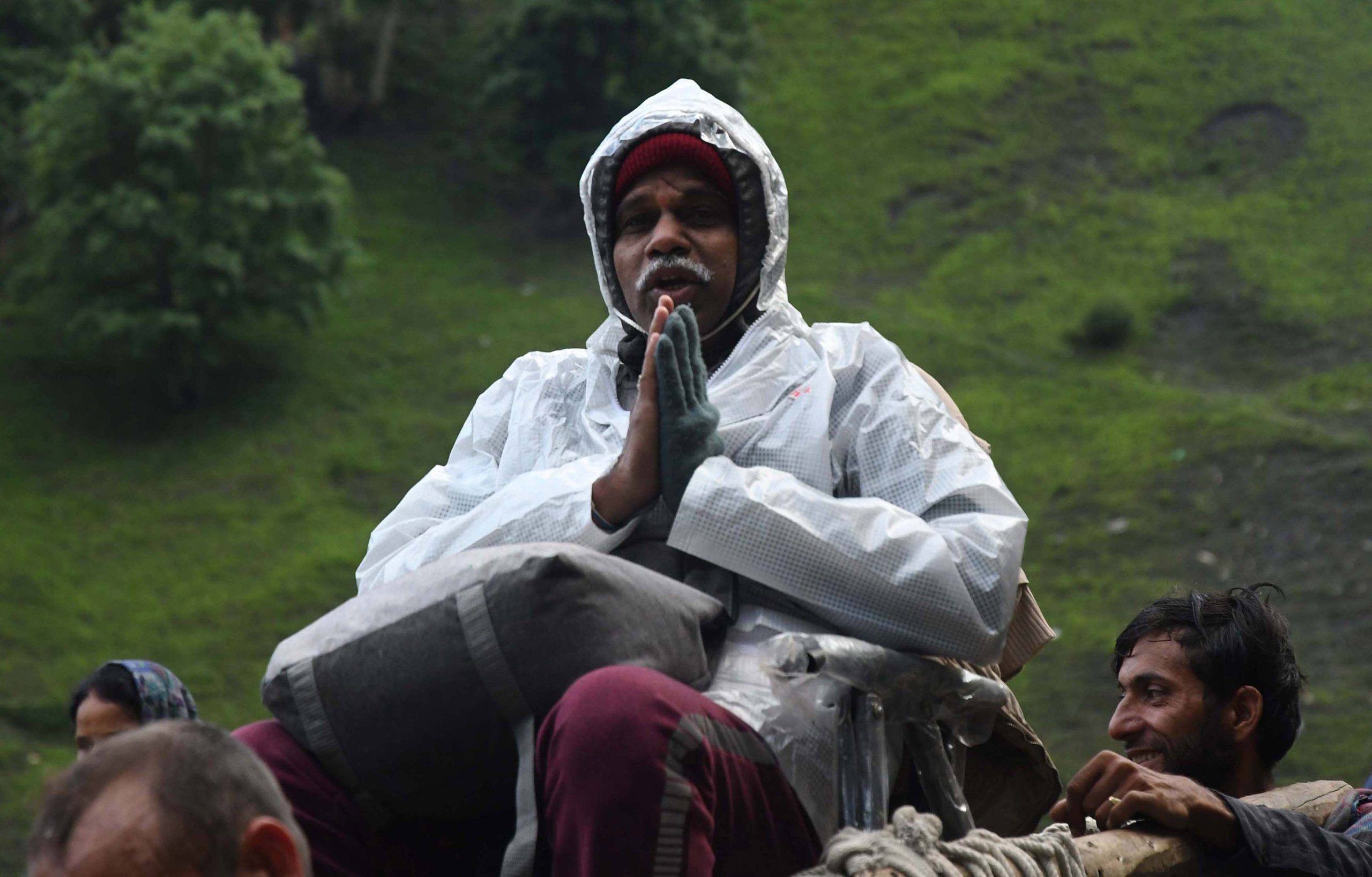 6JULY6U Pilgrims on their way to have a darshan of Shiva Linga near holy cave, in Baltal on Thursday. (Pic: Daily Excelsior)