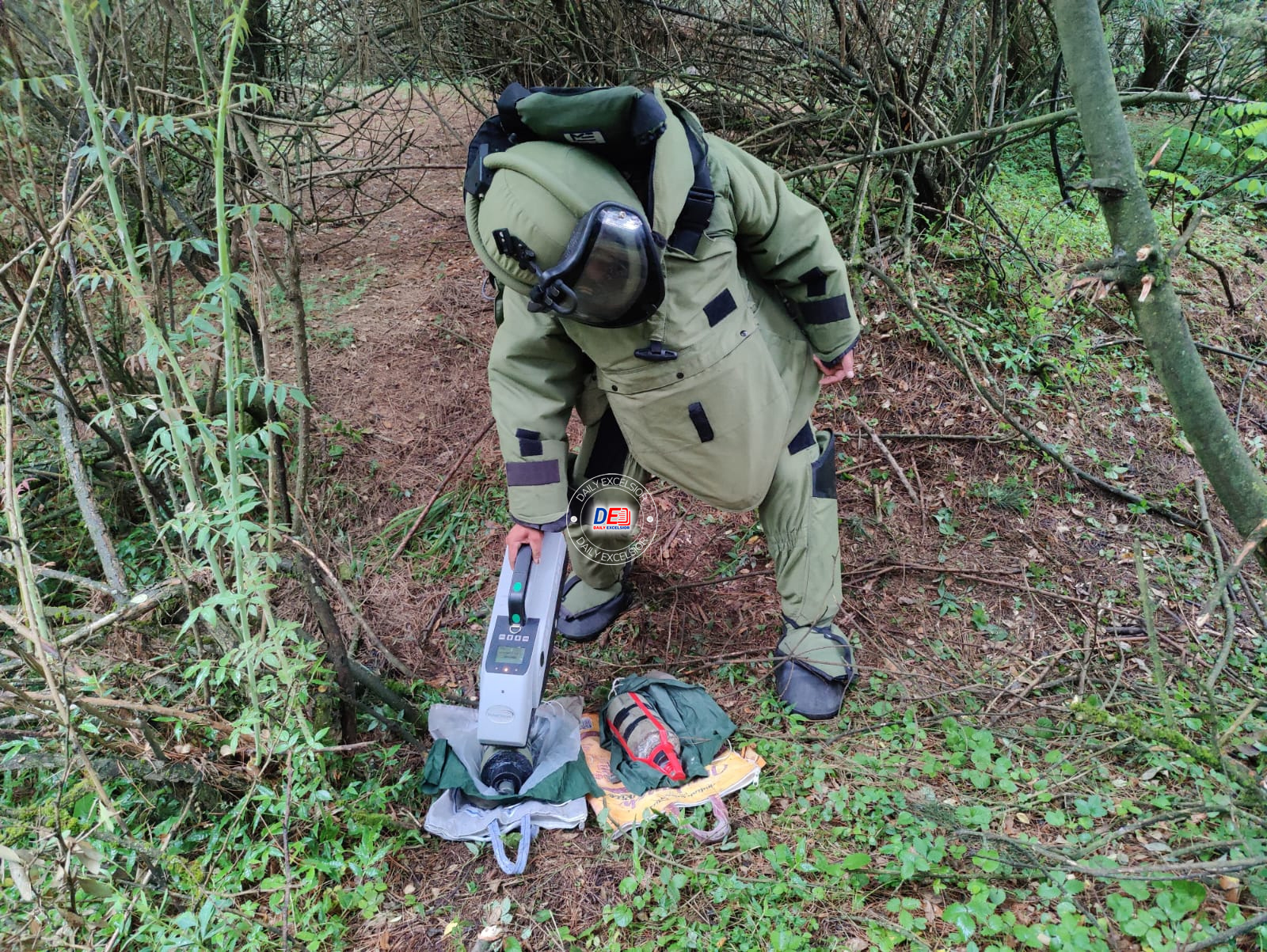 J&K | Two IEDs Recovered From Wodhpura Forest: Police J&K | Two IEDs Recovered From Wodhpura Forest: Police
